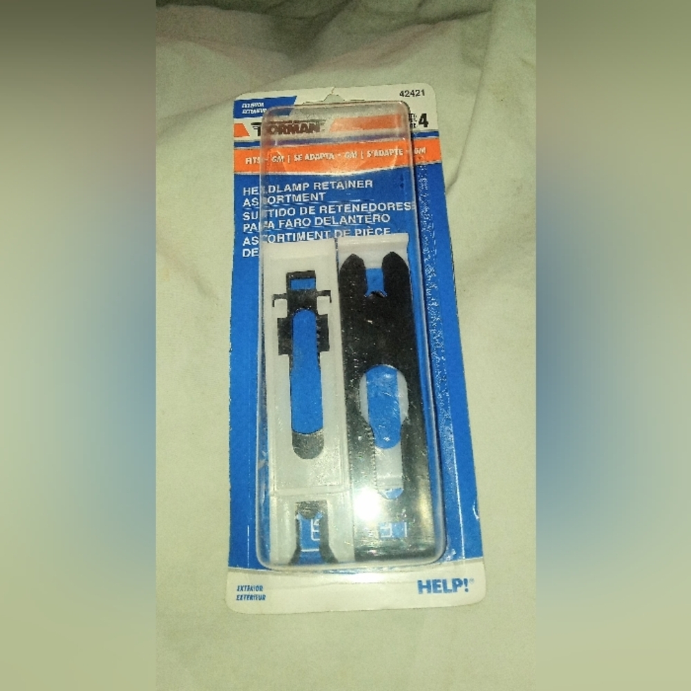 *NEW* Dorman Headlamp Retainer